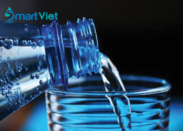 Tư vấn sức khỏe - Uống nước gì tốt cho xương khớp?